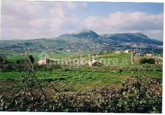 Villa unifamiliare Strada Comunale 89 Siriano, Enna