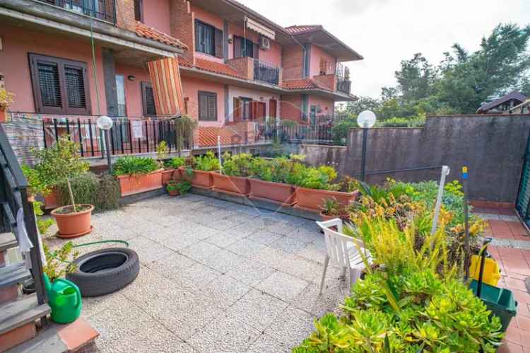 Villa a schiera in Via Francesco Guicciardini, Mascalucia, 5 locali