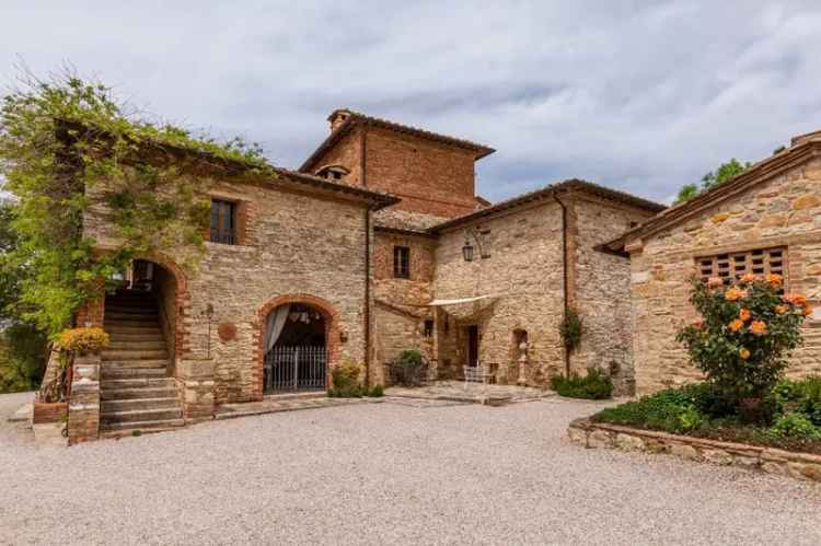 Villa singola in MONTALCETO, Asciano, 40 locali, giardino privato