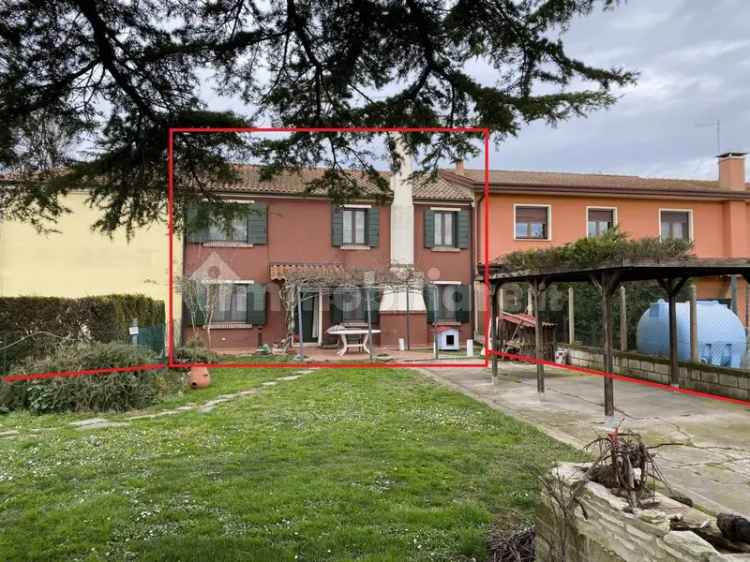 Villa a schiera via Gramignara 28, Porto Viro