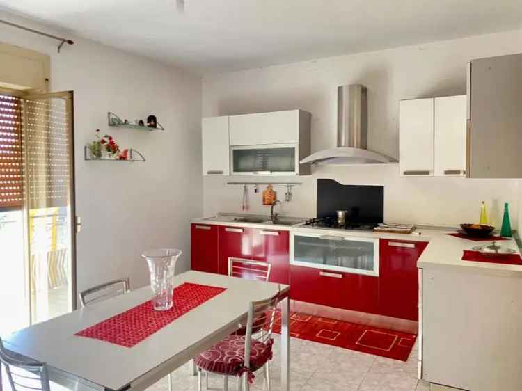 Appartamento in Via Lombardo Radice 4, Scordia, 6 locali, 1 bagno