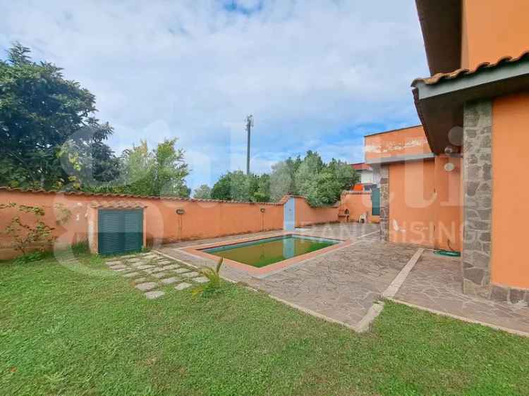 Villa singola in Via Delle Ginestre, 4, Aprilia (LT)