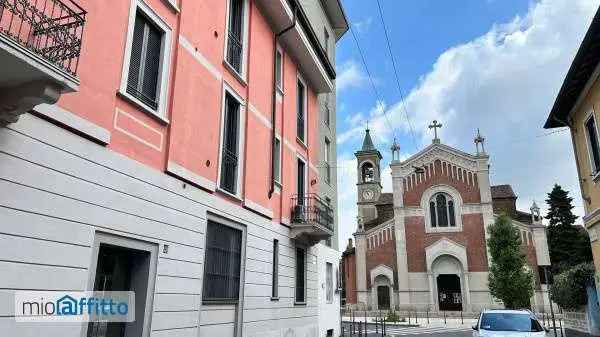  In Affitto in 50/5, Viale Enrico Forlanini, Milano, Lombardia