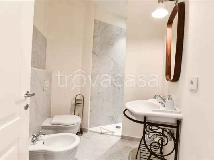 Appartamento in affitto a Firenze borgo San Lorenzo, 22