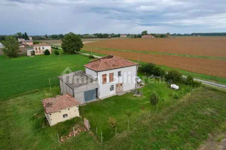 Villa unifamiliare Strada del Sorbaro 12, Argenta