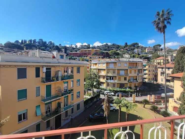 Appartamento in Corso Cristoforo Colombo 26, Rapallo, 6 locali, 100 m²