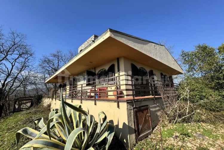 Villa unifamiliare via di Mastiano e Gugliano, La Maulina - Morianese, Lucca