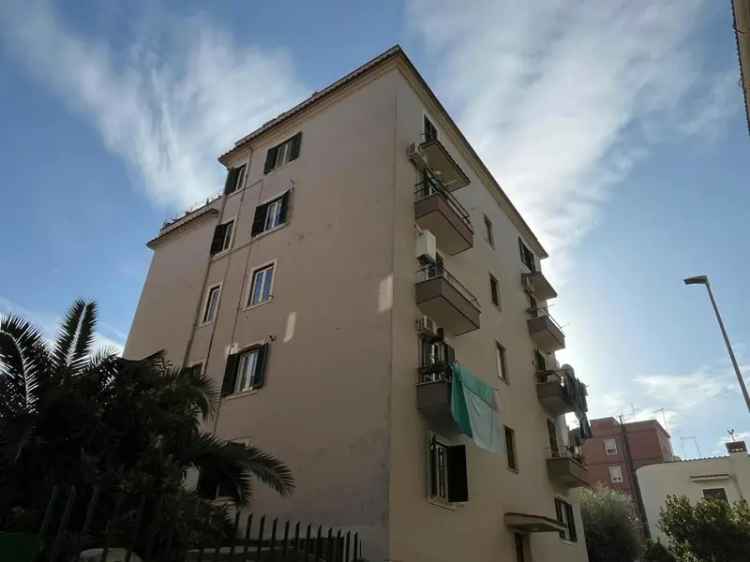 Appartamento in Via Dei Virgulti , Roma (RM)