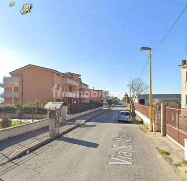 Appartamento all'asta via Angeloni, Santa Maria a Vico