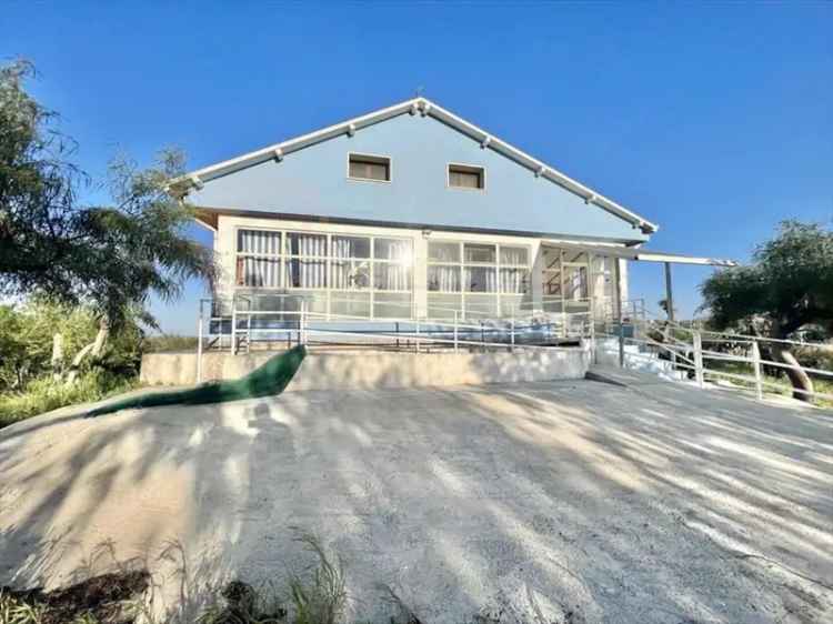 Villa in Via Brancati 30, Siracusa, 8 locali, 3 bagni, garage, 200 m²