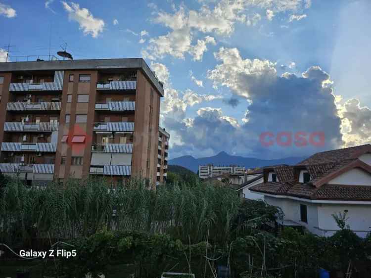 Appartamento in Via Rieti 12, Frosinone, 1 bagno, 150 m² in vendita