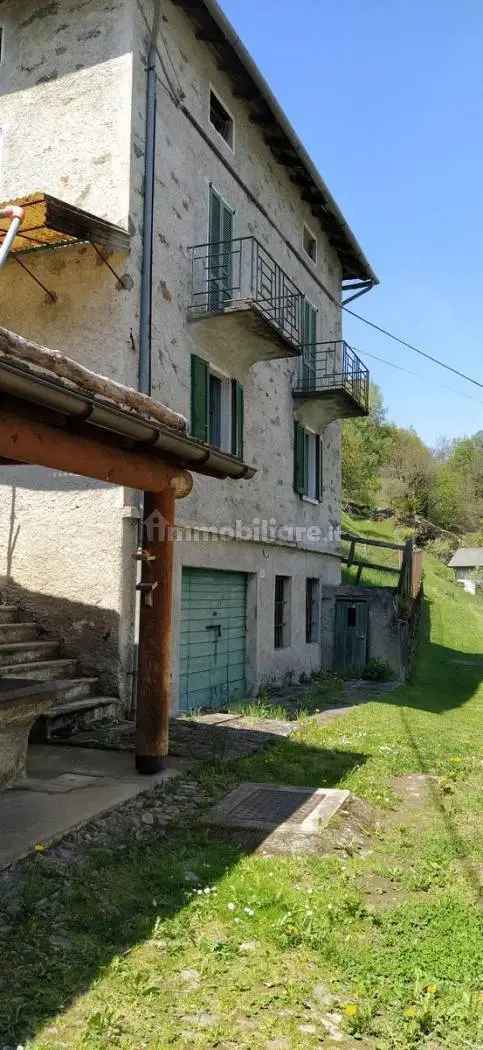 Villa unifamiliare via Berniga, Ponte in Valtellina