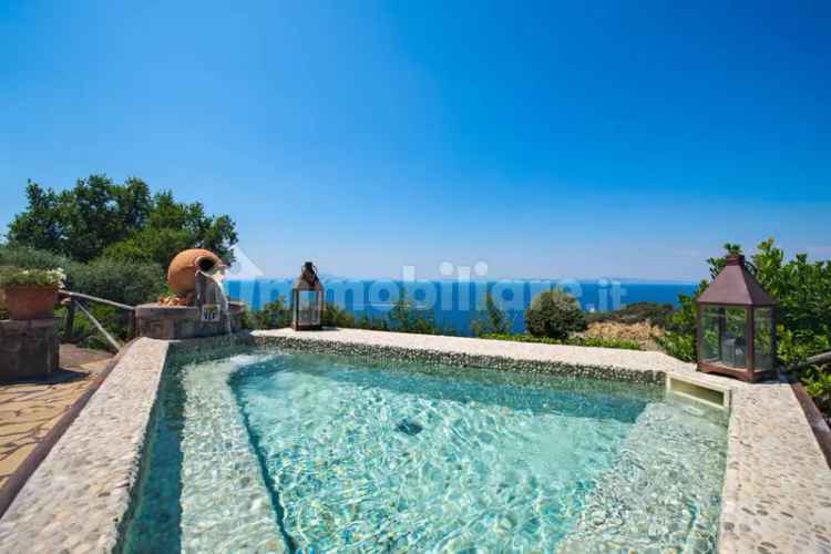 Villa plurifamiliare, ottimo stato, 200 m², Sorrento