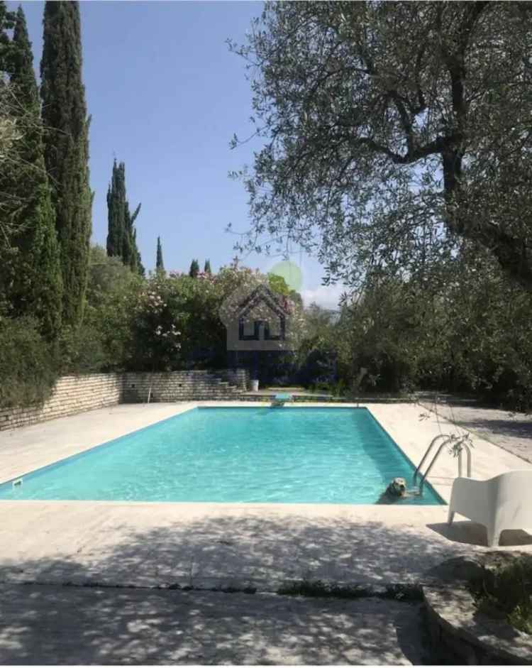 Villa unifamiliare, buono stato, 250 m², Toscolano-Maderno