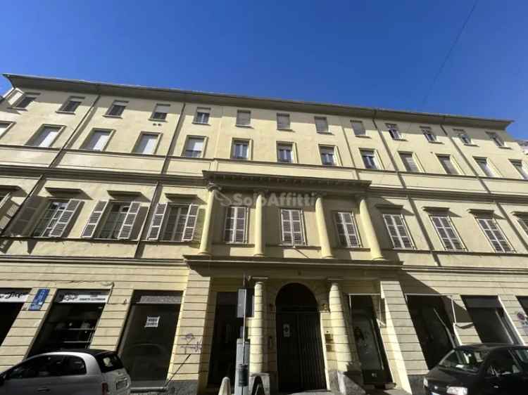 Appartamento in Via XX Settembre 65, Asti, 7 locali, 2 bagni, 140 m²