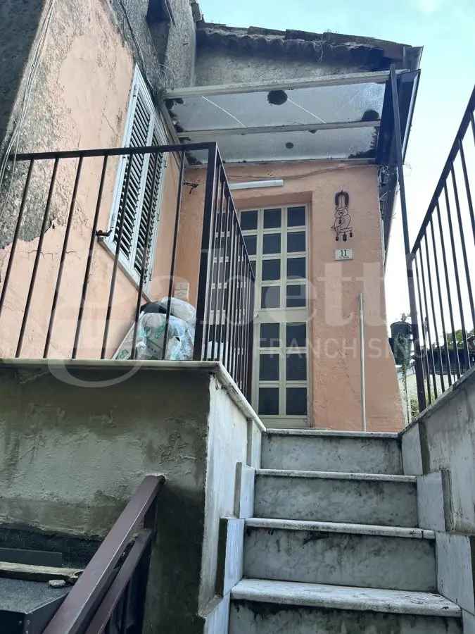 Appartamento in Piazza Vittorio Veneto, 0, Pietrastornina (AV)