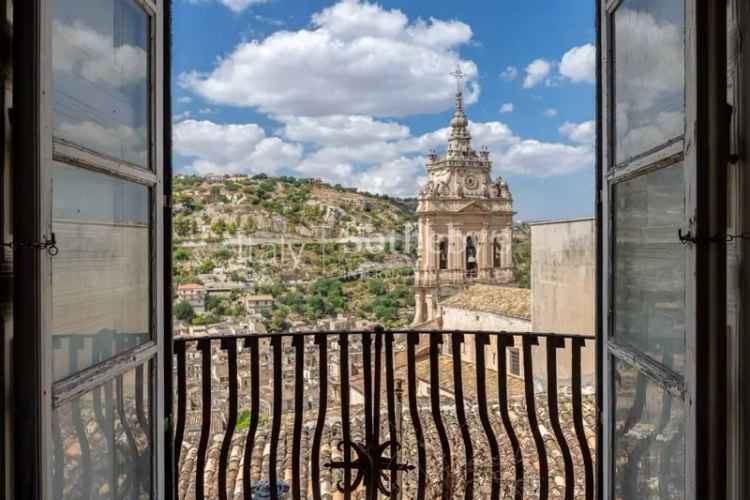 Terratetto plurifamiliare corso Francesco Crispi, Modica Alta, Modica