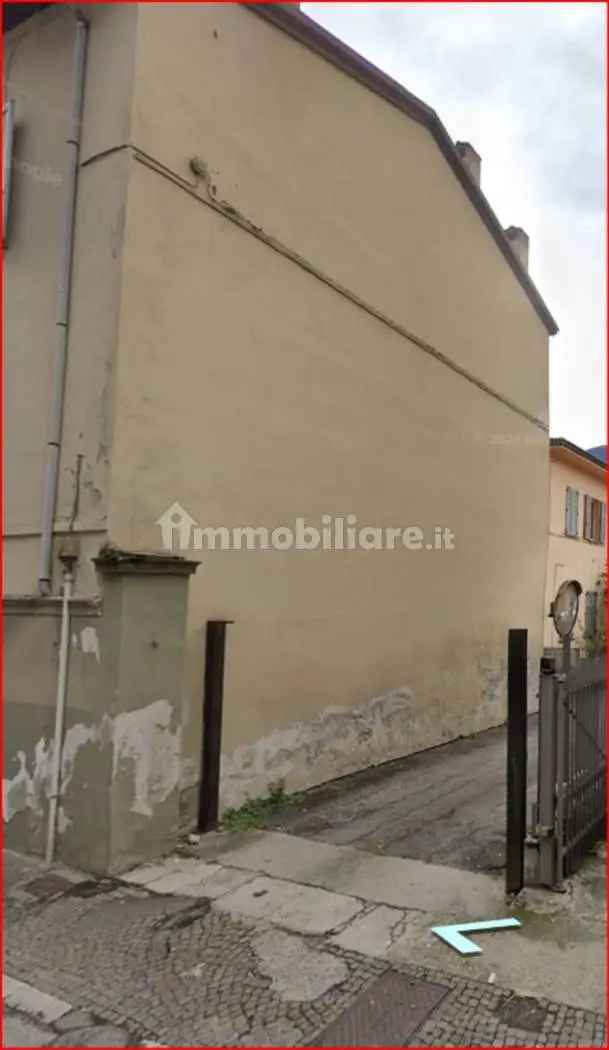 Appartamento all'asta via Trieste 114, Sondrio