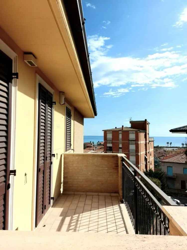 Attico ottimo stato, 132 m², Centro, Porto Sant'Elpidio