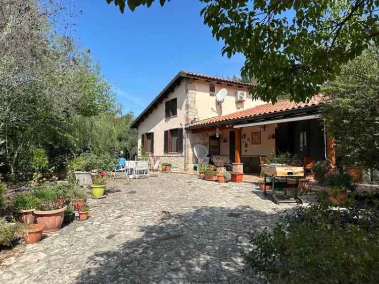 Villa in Via Magliana 6, Itri, 6 locali, 2 bagni, giardino privato