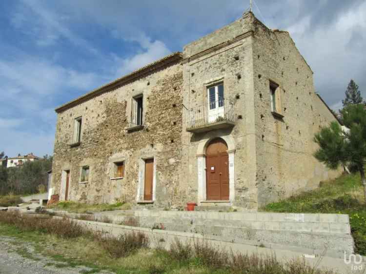 Vendita rustico 7 locali di 240 m² in Belmonte Calabro (87033) - 90258 - iad