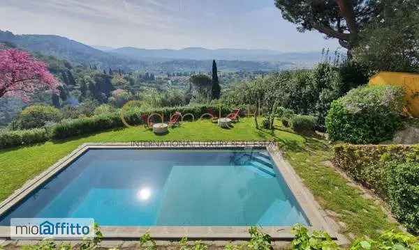 Villa In Affitto in Firenze, Toscana