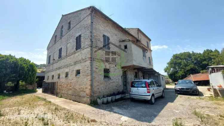 Rustico Contrada San Pietro Vecchio 56, Fermo