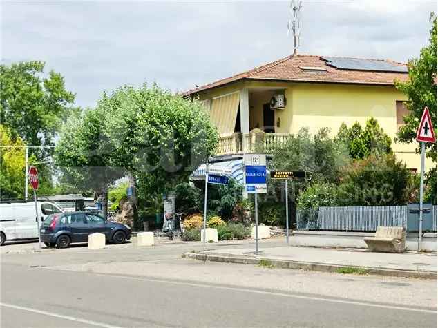 Casa Indipendente in Via Nazionale, 355/A, Malalbergo (BO)