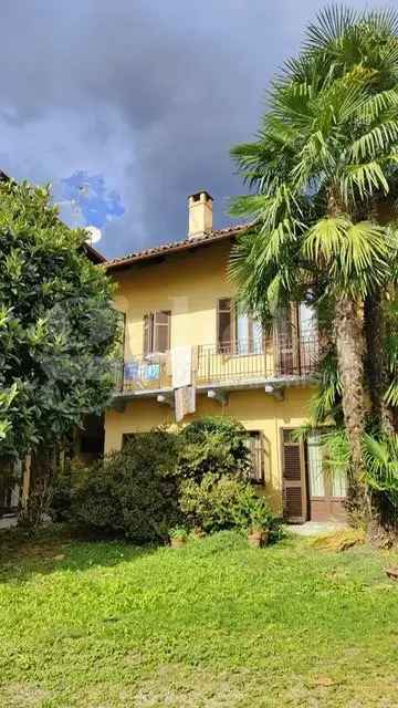 Casa Indipendente in Via Alfieri, 16, Biella (BI)