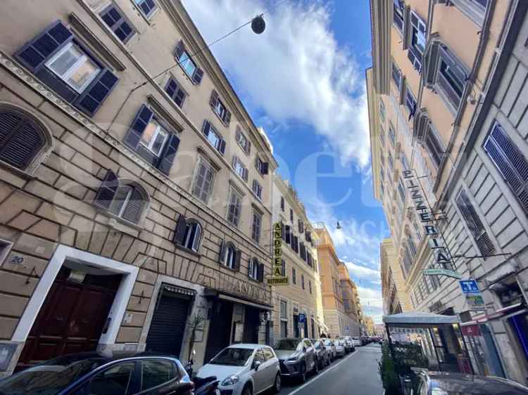 Appartamento in Via Sardegna, Roma (RM)