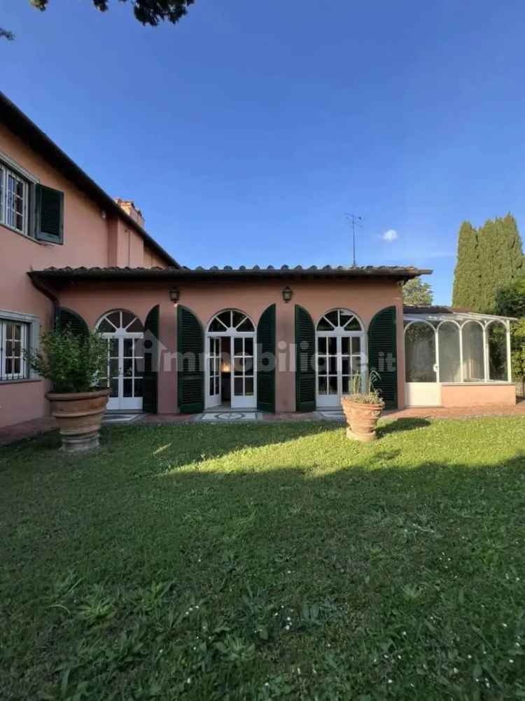 Villa unifamiliare quartiere via Bolognese, Bolognese, Firenze