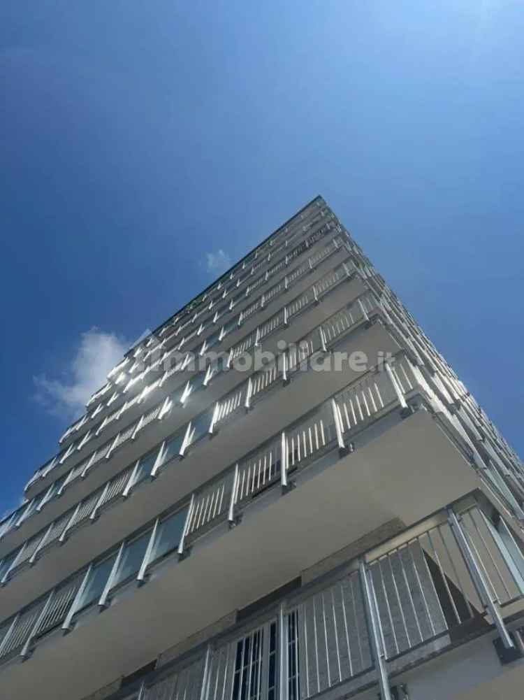 Bilocale viale Evaristo Stefini 3, Maggiolina, Milano