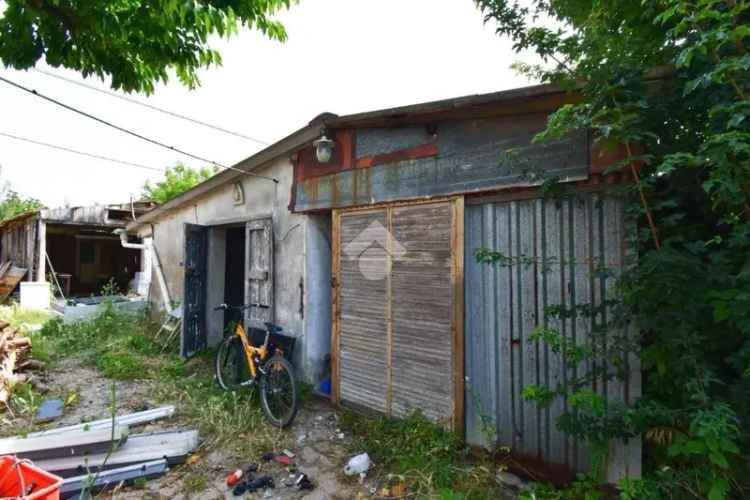 Rustico via Fonte Rovescio 2, San Lorenzo in Correggiano, Rimini