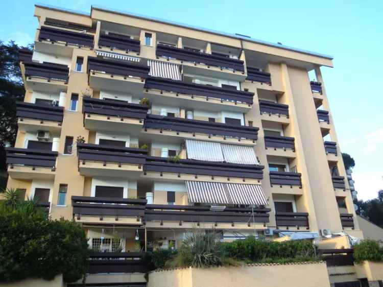 Affitto Appartamento Roma Nord - Zona Tranquilla - Single