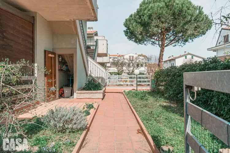 Villa unifamiliare via Longiano, 80, Lido di Savio - Lido di Classe, Ravenna