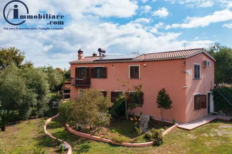 Villa unifamiliare, ottimo stato, 188 m², Tortolì