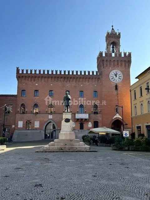 Quadrilocale via Guglielmo Marconi 13, Centro, Budrio