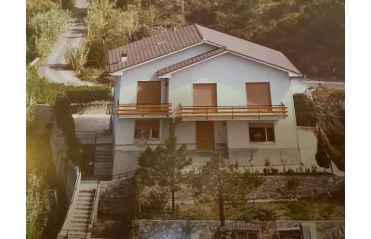 Casa indipendente in vendita a Casarza Ligure