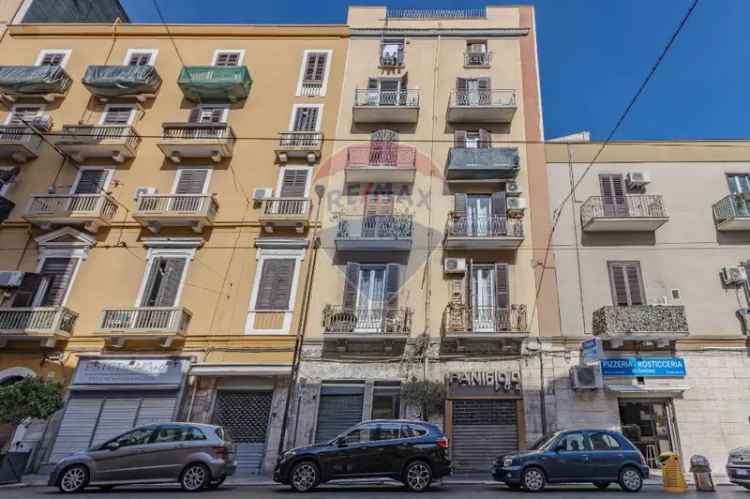 Appartamento in Via Francesco Crispi, Bari, 5 locali, 2 bagni, 143 m²