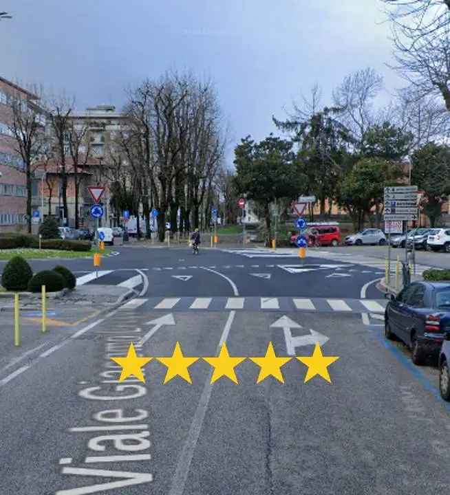 Appartamento all'asta viale Giacomo Leopardi, Udine