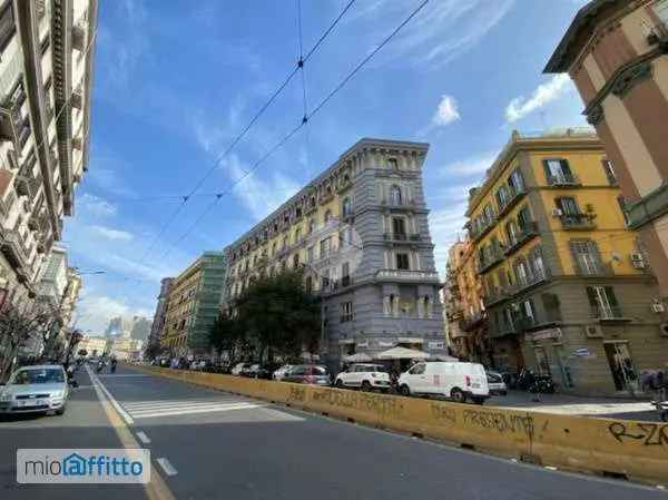 Appartamento In Affitto in Napoli, Campania