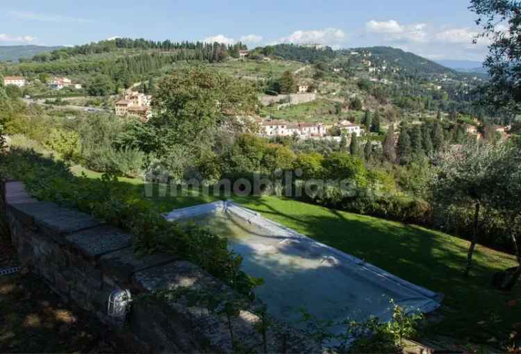 Villa unifamiliare via Bolognese, Pian Di San Bartolo Trespiano, Fiesole