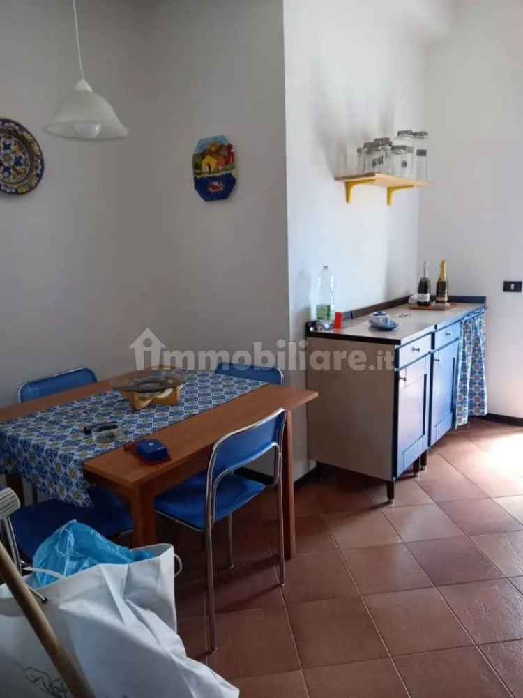 Trilocale via Villa Sofia 13, Resuttana, Palermo