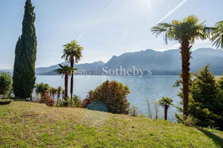 Splendida villa storica con esclusiva spiaggia