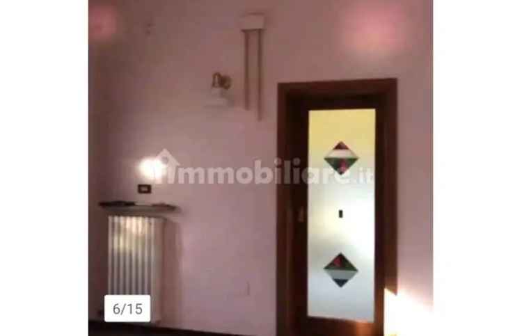 Casa indipendente in vendita a Riccione, Viale Vado Ligure 4