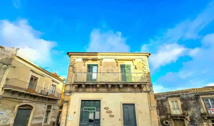 Appartamento in Via Fronte, Modica, 5 locali, 1 bagno, 120 m²