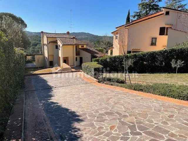 Villa unifamiliare via dell'Oliveta, L'Ugolino, Impruneta