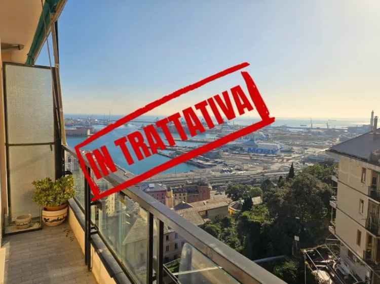 Appartamento in Via Asilo Davide E Delfina Garbarino, Genova, 6 locali