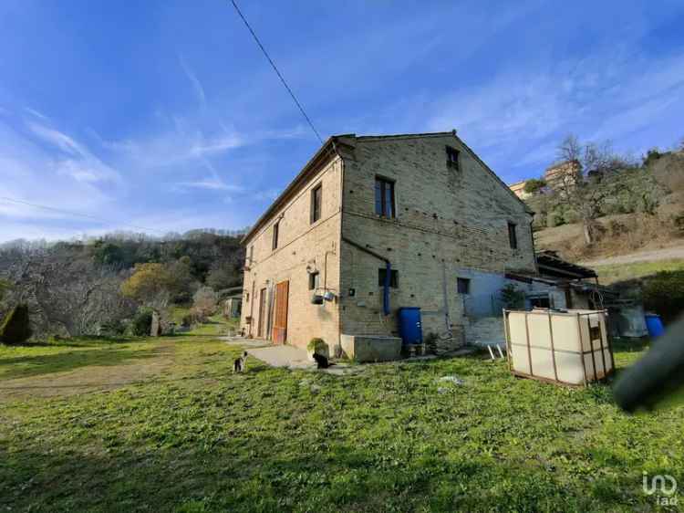 Vendita rustico 6 locali di 230 m² in Petritoli (63848) - 88017 - iad