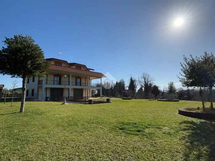 Villa singola in vendita